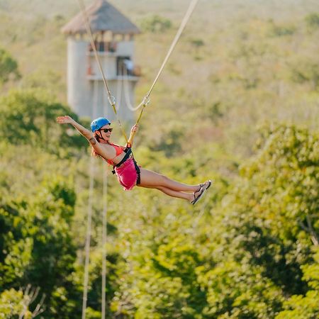 Hotel Casa Tortuga Tulum - Cenotes Park Inclusive Εξωτερικό φωτογραφία Zip-lining at Xel-Há