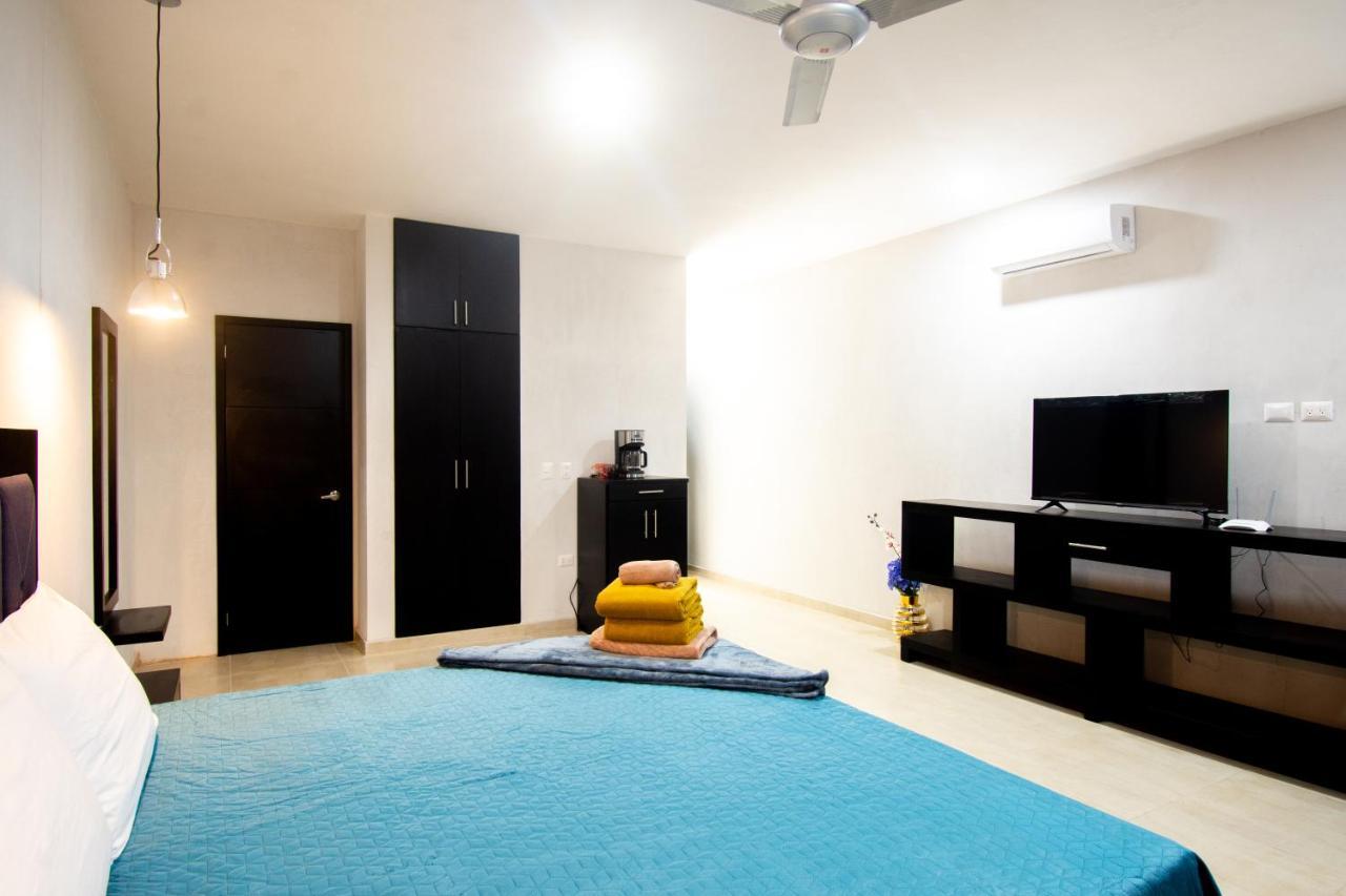 Hotel Casa Tortuga Tulum - Cenotes Park Inclusive Εξωτερικό φωτογραφία A bedroom in a hotel